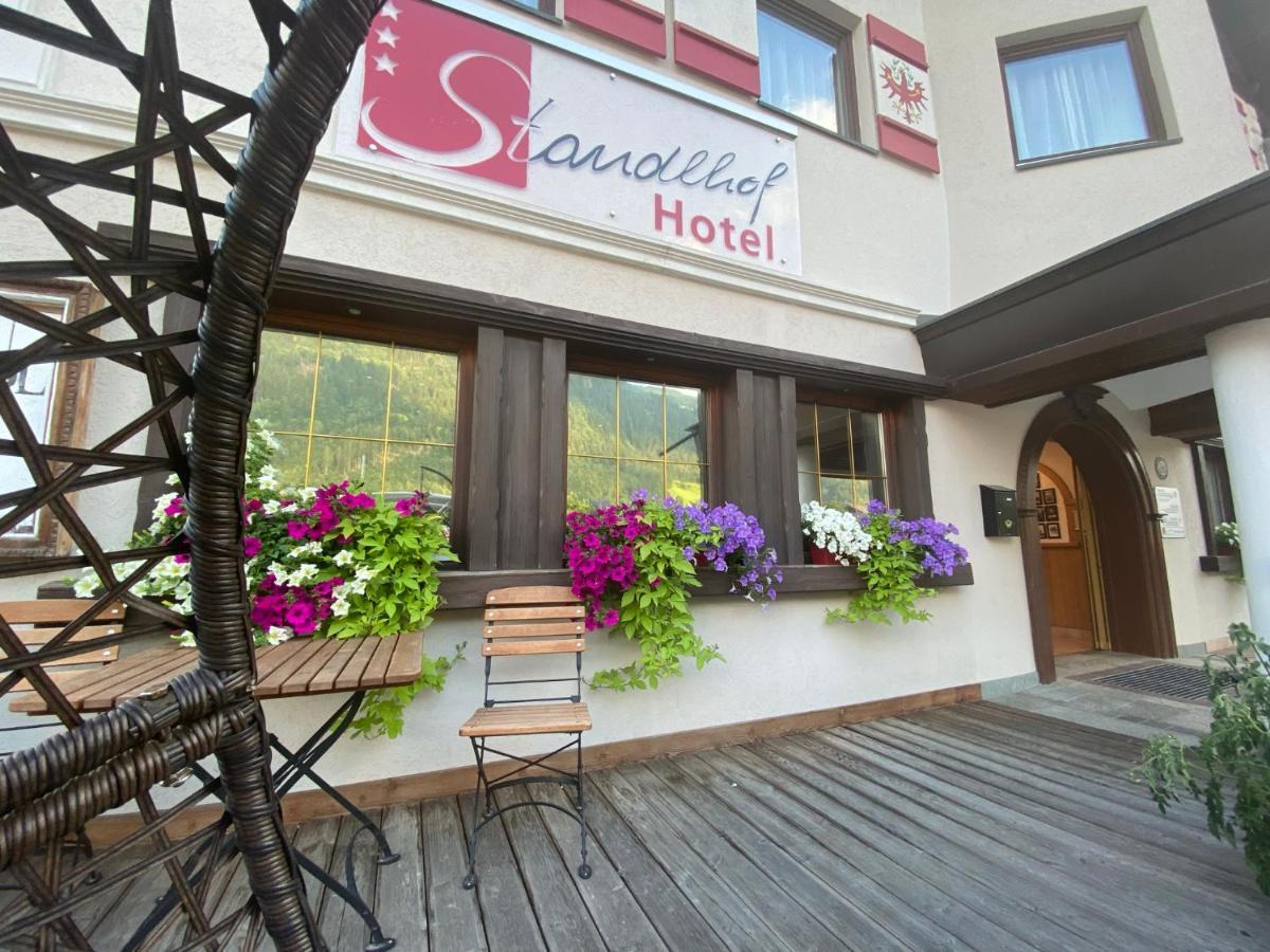 Hotel Standlhof Zillertal Uderns Exterior photo